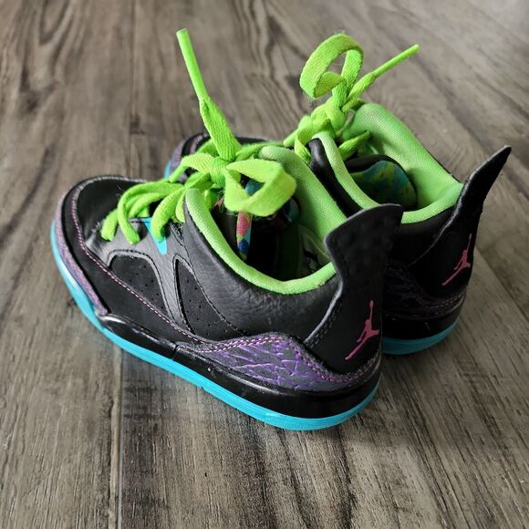 Nike 2013 Size 4C Youth Son of Low Retro Air Jordan 599927-028 - Picture 5 of 8